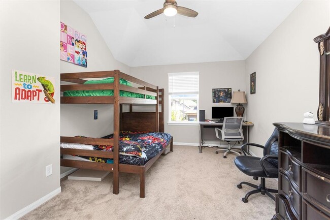 Building Photo - 2058 Woodland Pine Ct