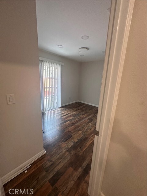 Building Photo - 1440 N Weeping Willow Ln