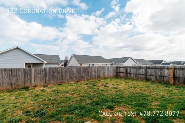 Building Photo - 132 Coronation Dr