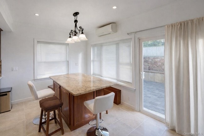 Building Photo - 45-44 Browvale Ln