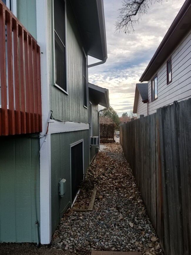 Building Photo - 2836 Troxell Ave
