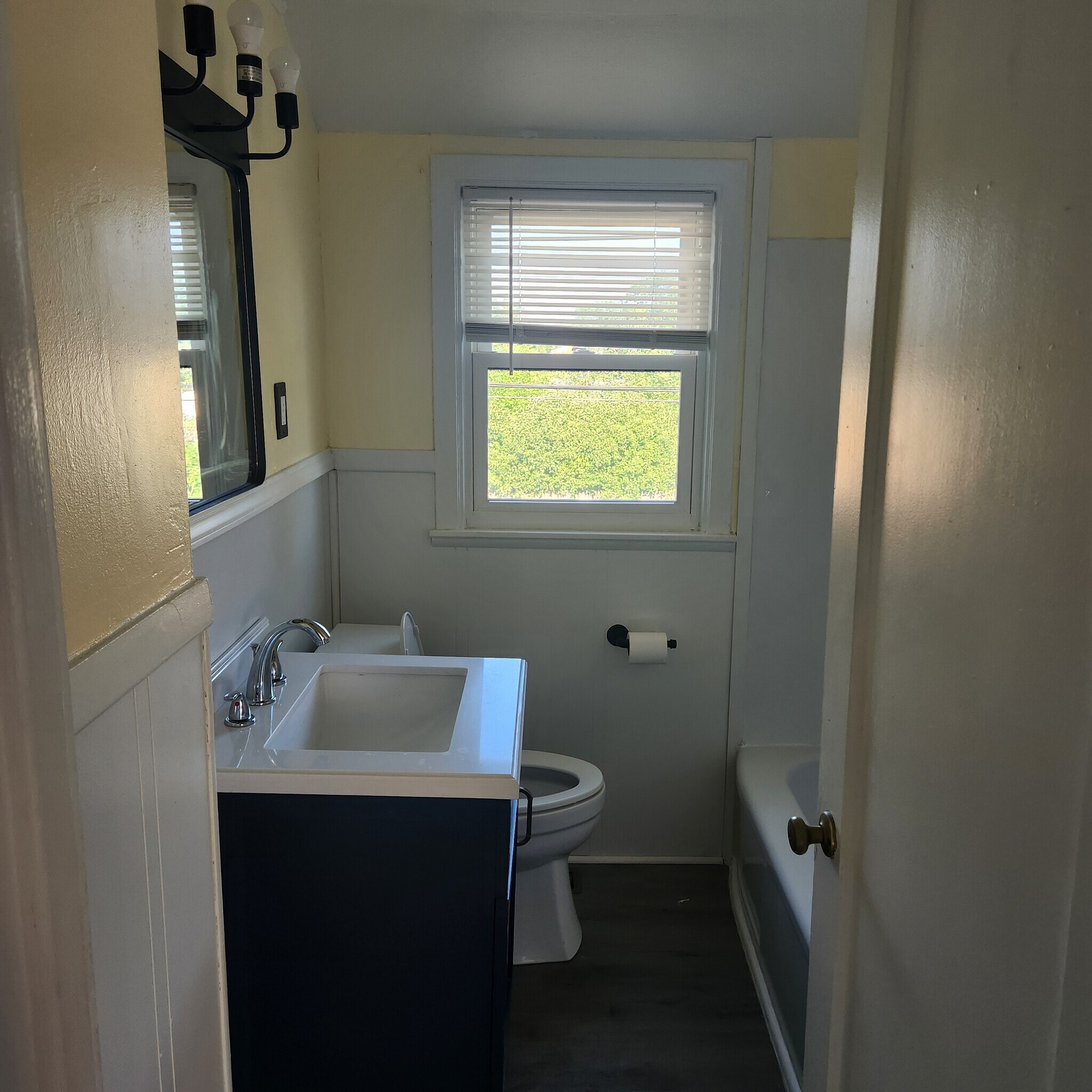 Building Photo - 2065 Colvin Blvd