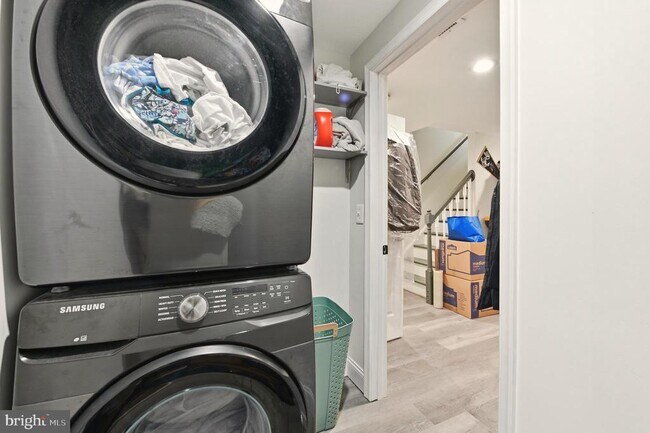 Building Photo - 2964 Kings Station Ct