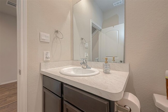 Building Photo - 14881 Prickly Pear Cv