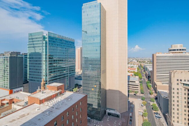 Building Photo - 44 W Monroe St