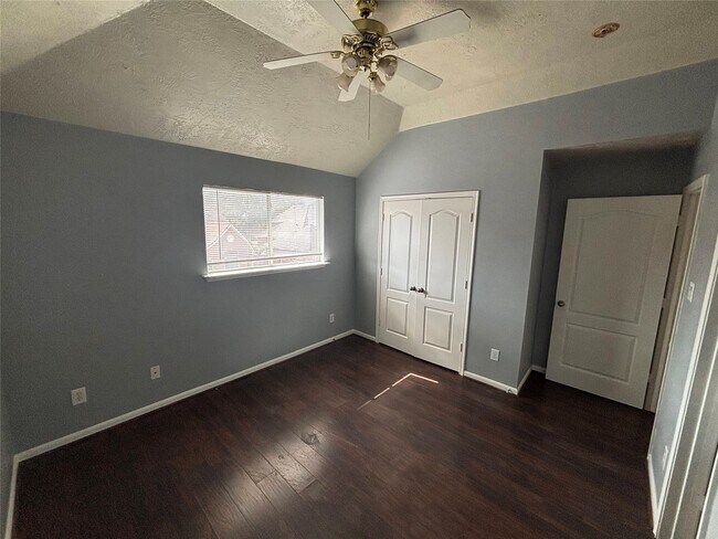 Building Photo - 12823 Dadebrook Ct