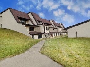 Building Photo - Campus Hill Apartments