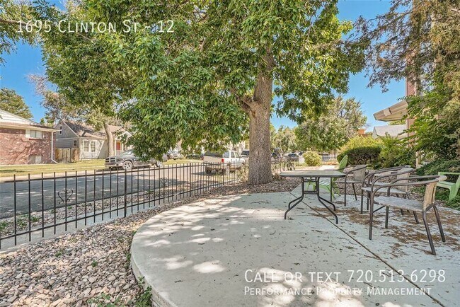 Building Photo - 1695 Clinton St