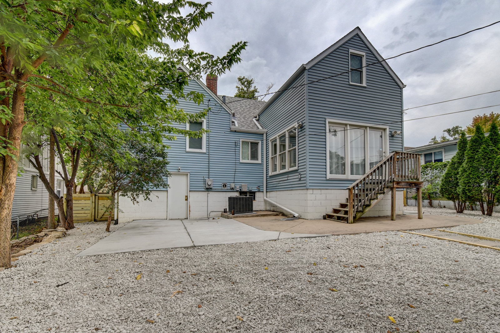 Building Photo - 705 N 75th St