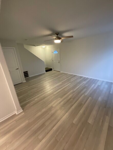 Living Room - 1319 Lemna Ave