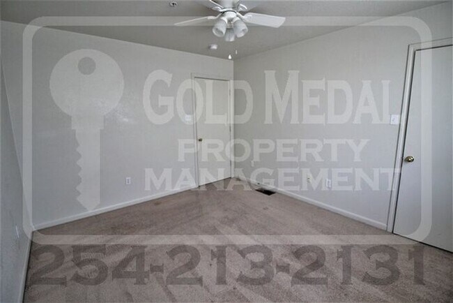 Building Photo - 1103 Lansberry Ct