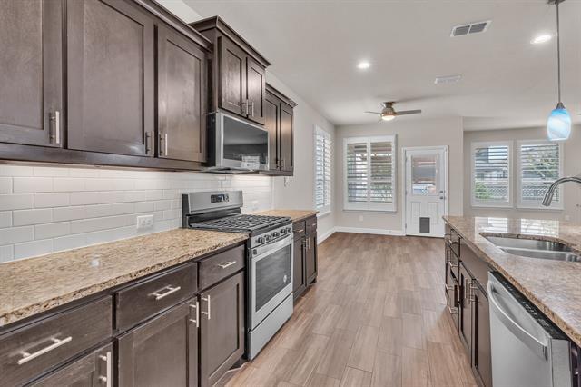 Building Photo - 2336 Shorthorn Dr