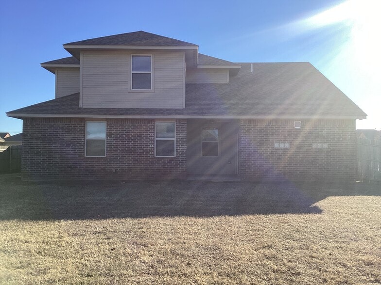 Building Photo - 11321 NW 102nd St