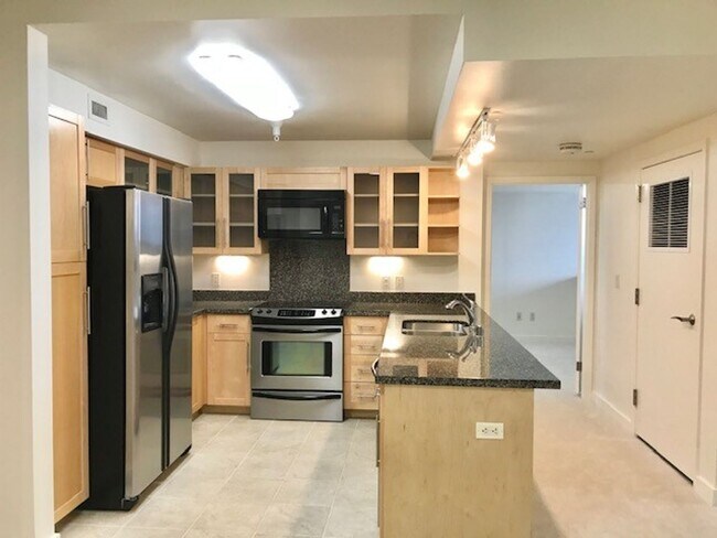 Building Photo - $3,100- 2 BR/1 Bath/1 Parking - Partly Furnished 10th Floor Keola La'i unit in Kaka'ako