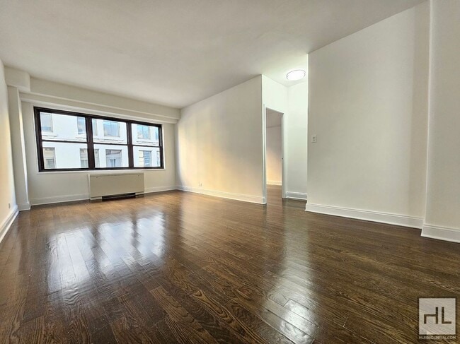 Building Photo - 96-95 5th Ave