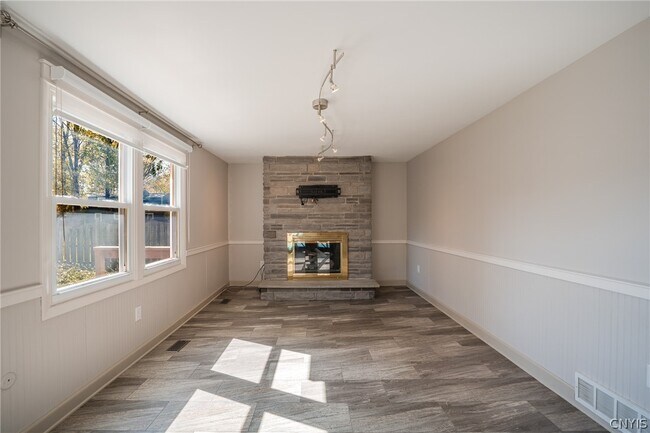 Building Photo - 4071 Sesame Path
