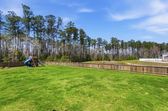 Building Photo - 2012 Snapper St