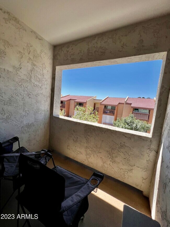 Building Photo - 2145 W Harmont Dr