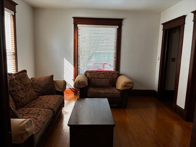 Building Photo - 2105 Clarence Ave