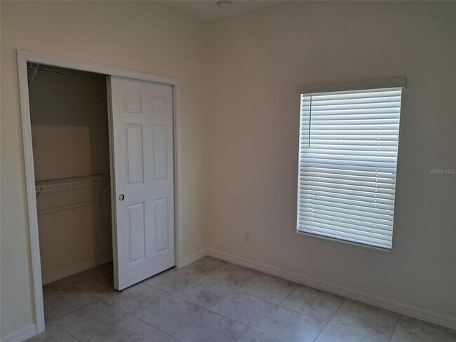 Building Photo - 138 Jade St