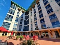 Building Photo - 777 7th St NW