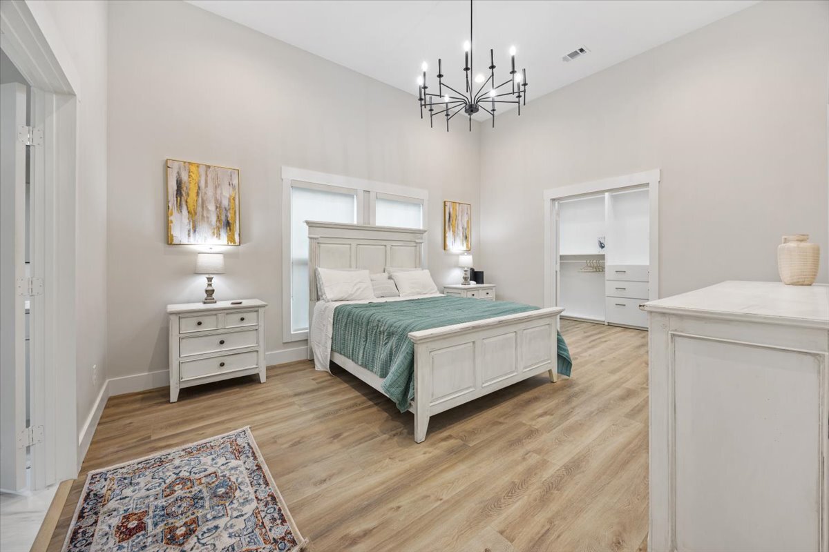 Building Photo - 2522 Park Row Ave