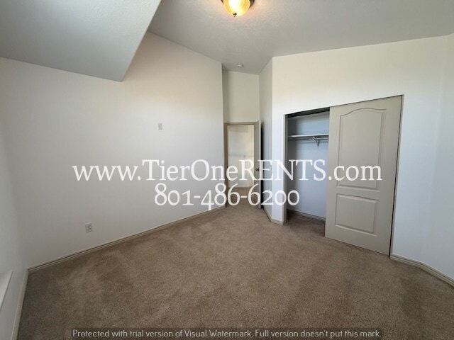 Building Photo - NO DEPOSIT option available for qualified renters!
