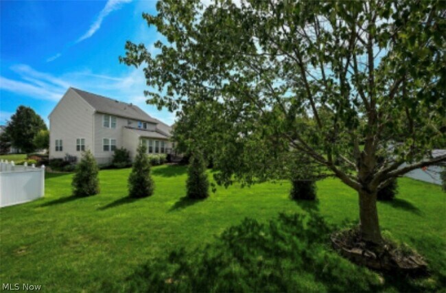 Building Photo - 4728 Wilshire Dr