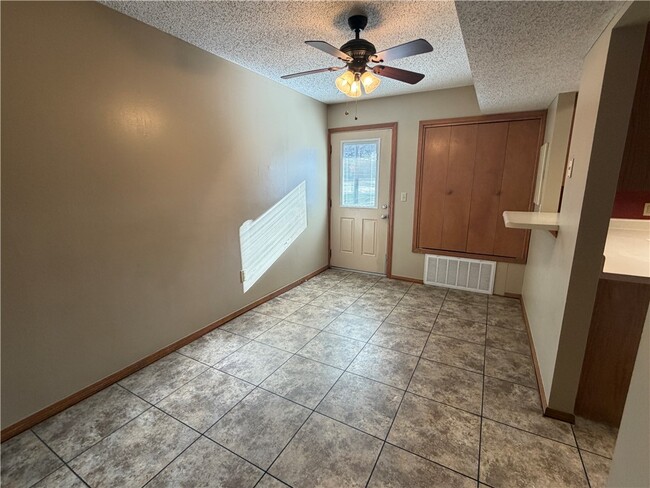 Building Photo - 460 N Garrett St