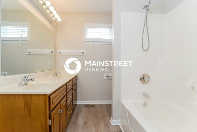 Building Photo - 4 Bedroom Pet-Friendly Home in LEAVENWORTH, KS with Main Street Renewal