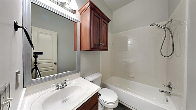 Building Photo - 5101 NW 163rd St