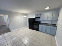 Building Photo - 7 N Dryden Pl