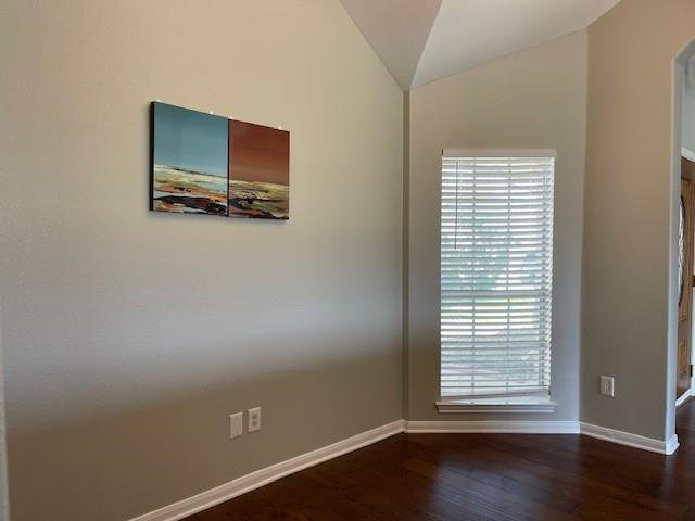 Building Photo - 3403 Stratford Manor Dr