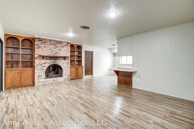 Building Photo - 4 br, 2 bath House - 1130 Alexandria