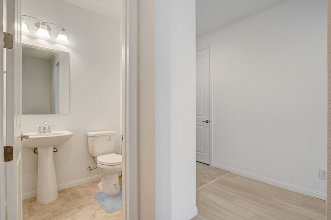 Building Photo - 10276 Thurso Ave