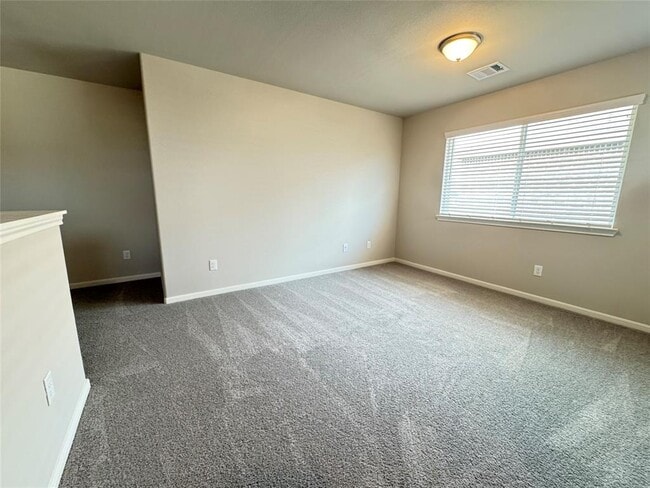 Building Photo - 27231 Blue Pool Dr