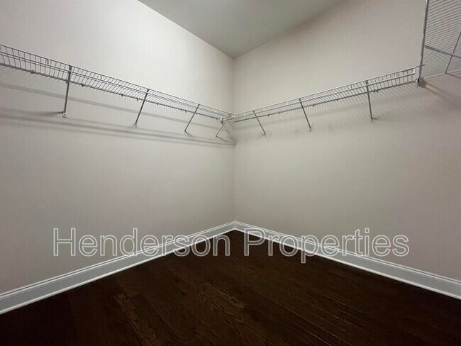 Building Photo - 17027 Challory Gln Wy