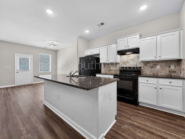 Building Photo - 6446 Grey Fox Way