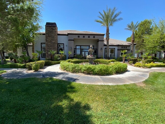 Building Photo - 7255 W Sunset Rd