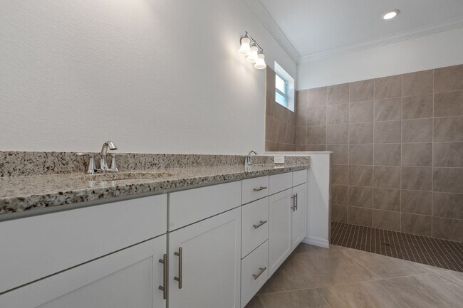 Building Photo - 4363 Lemongrass Dr