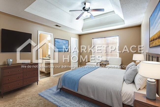 Building Photo - 832 Asbury Way