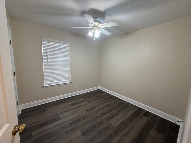 Building Photo - East Tallahassee Home In Weems Plantation