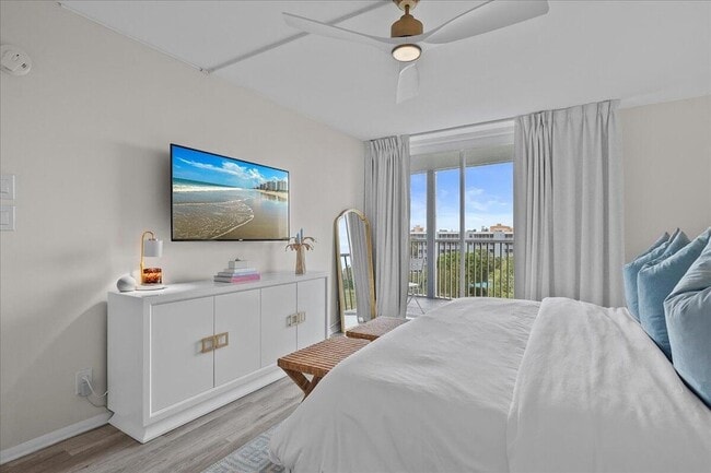 Building Photo - 5301 NW 2nd Ave