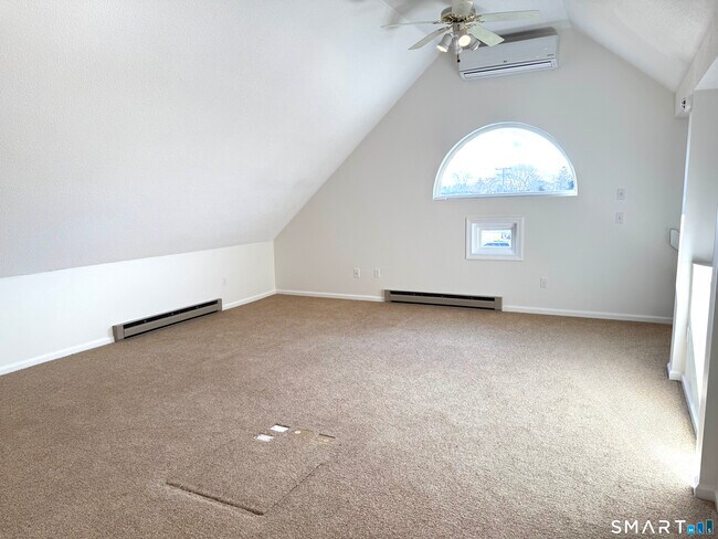 Building Photo - 94 Waldron Dr