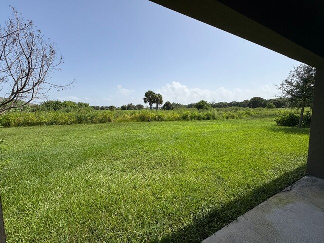 Building Photo - 4/2/2 Single Family Home in Celebration Pointe!