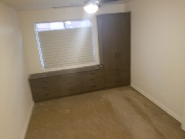 Building Photo - Rare, Single Level, Forest Springs Home! 3...