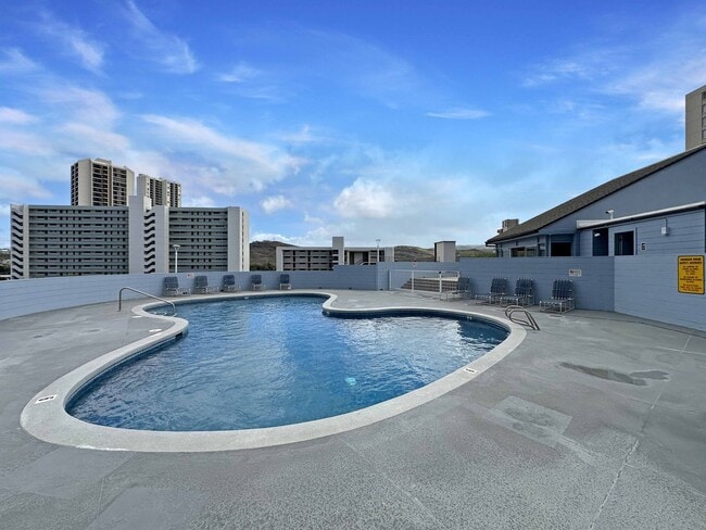 Building Photo - Salt Lake: 1 Bed, 1 Bath Condo w/ 1 Parkin...