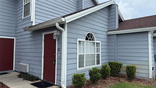 Building Photo - 120 Coco Plum Dr