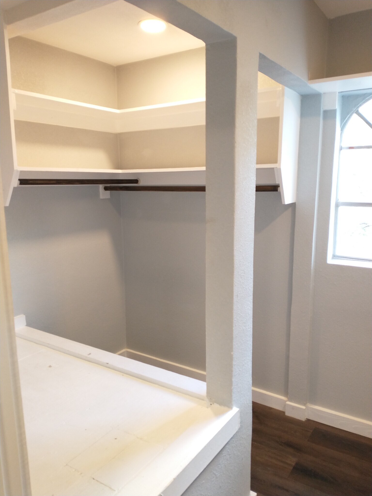 His and Hers sides - 614 Barberry St