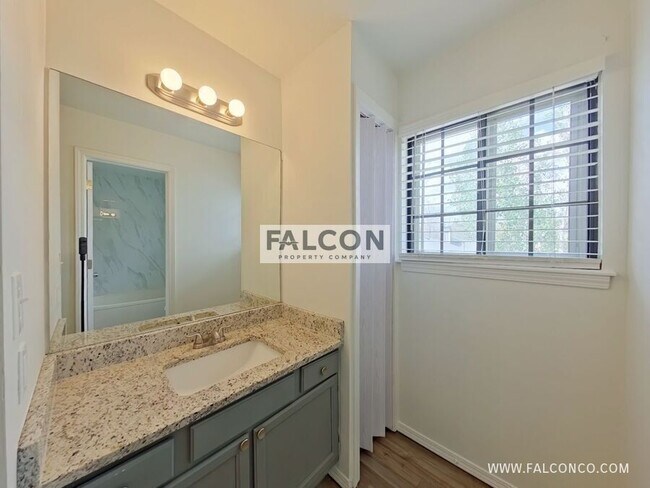 Building Photo - 5949 Wisteria Dr